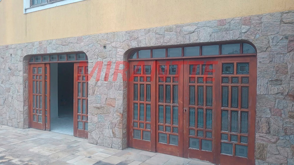 Sobrado de 503m² com 6 quartos em Vila Santos