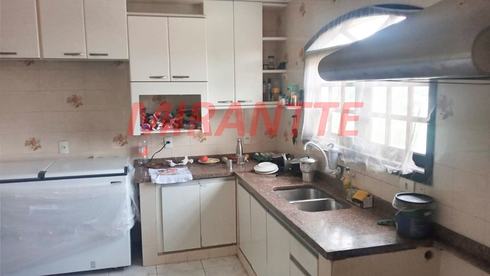 Sobrado de 503m² com 6 quartos em Vila Santos