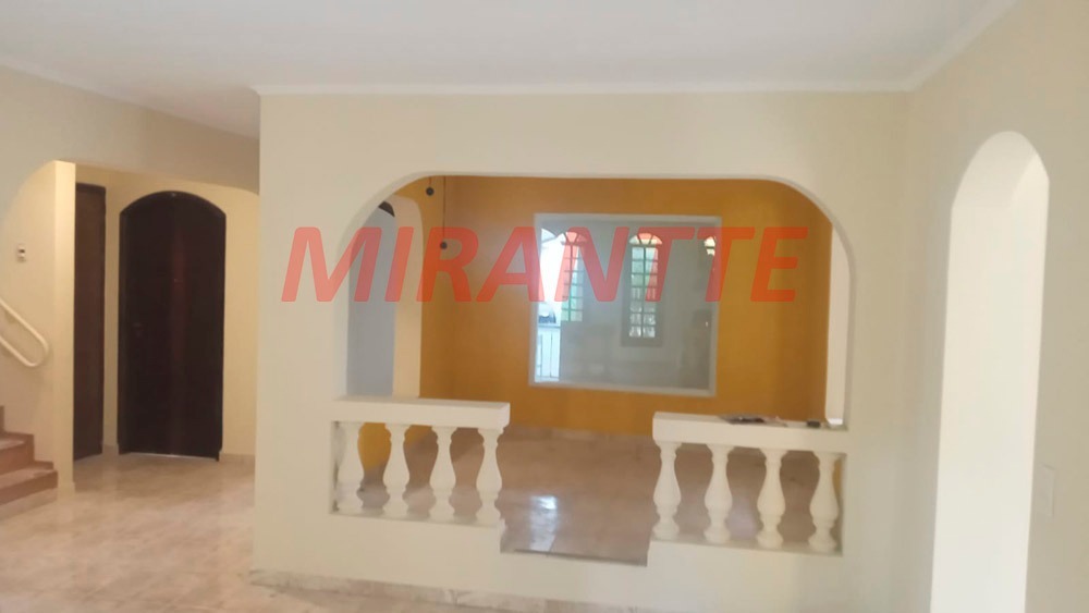 Sobrado de 503m² com 6 quartos em Vila Santos