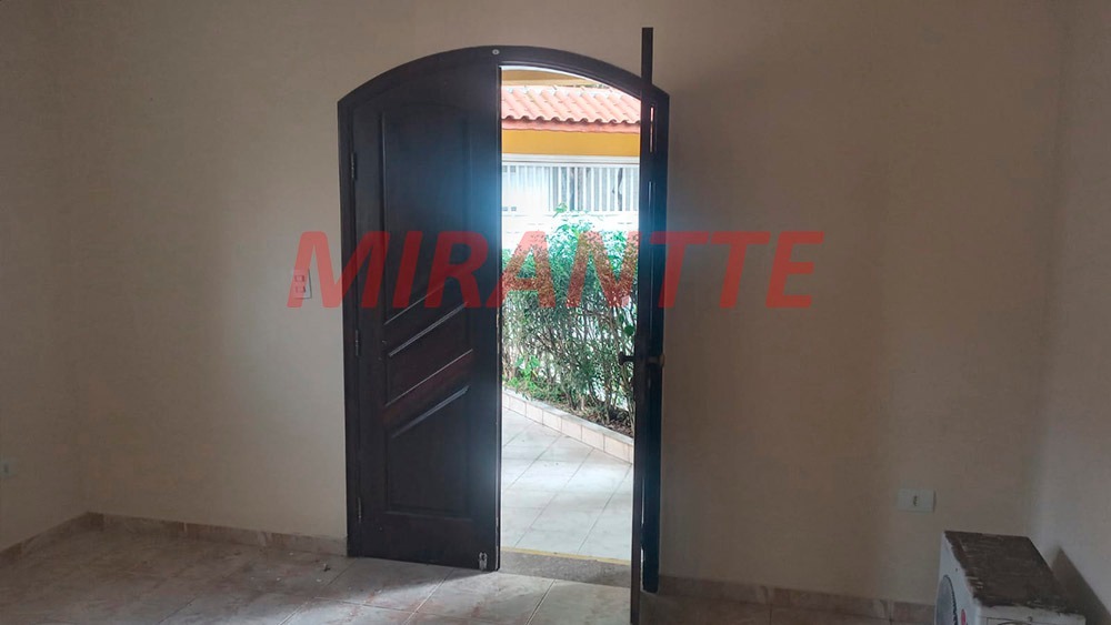 Sobrado de 503m² com 6 quartos em Vila Santos