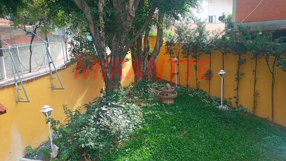 Sobrado de 503m² com 6 quartos em Vila Santos