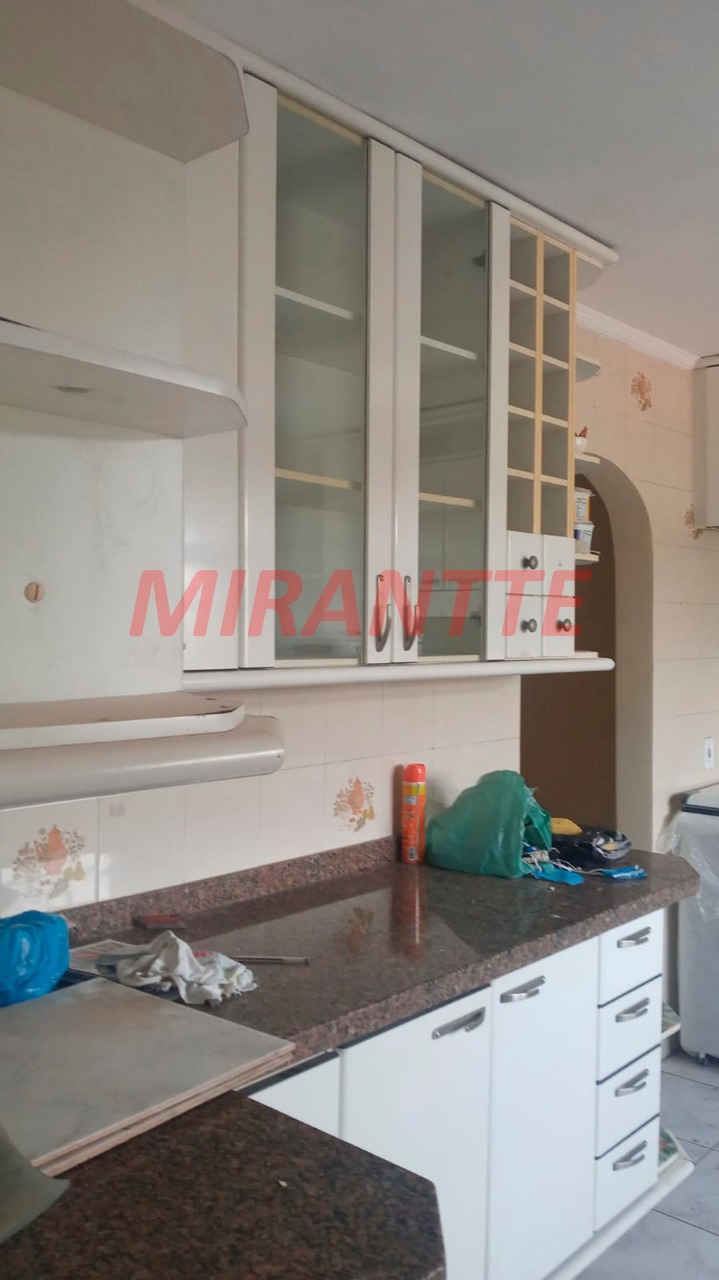 Sobrado de 503m² com 6 quartos em Vila Santos
