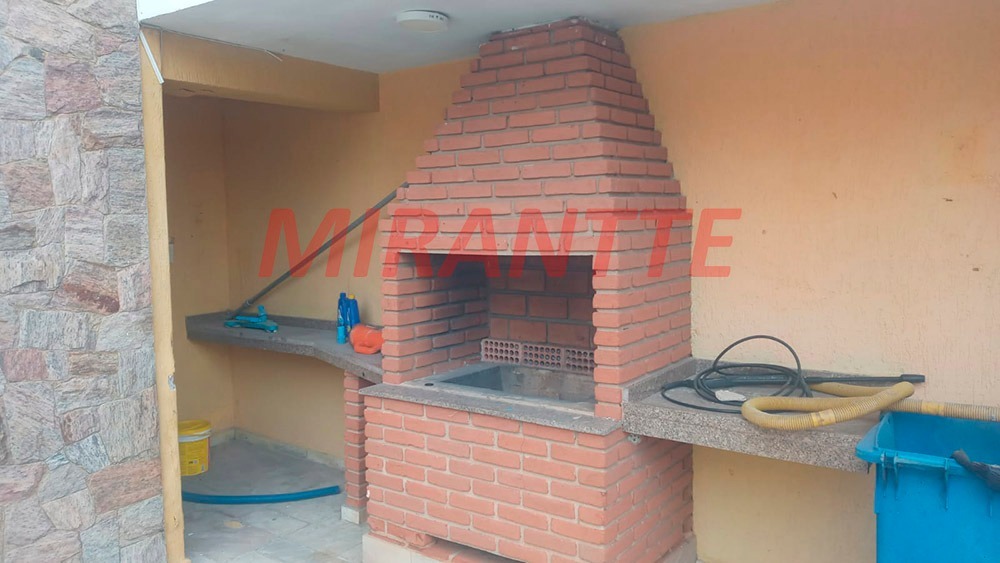 Sobrado de 503m² com 6 quartos em Vila Santos
