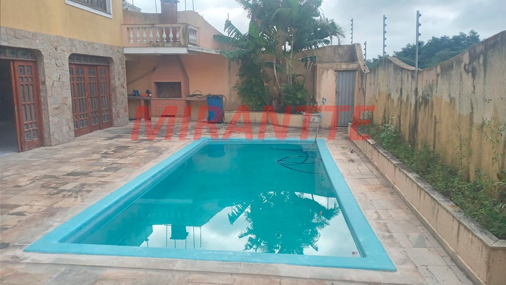 Sobrado de 503m² com 6 quartos em Vila Santos