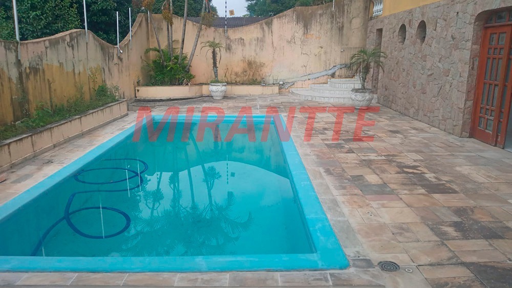 Sobrado de 503m² com 6 quartos em Vila Santos