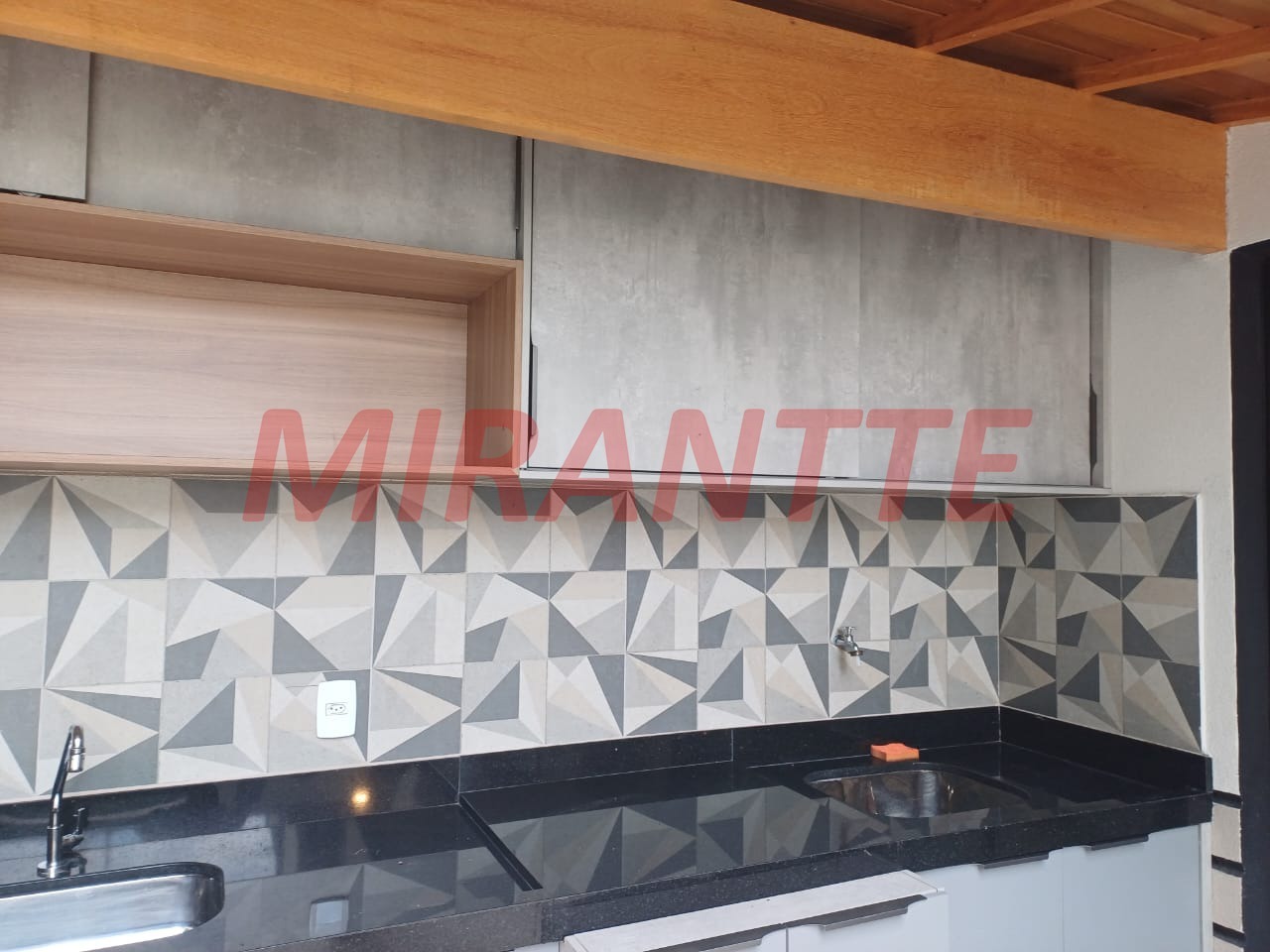 Sobrado de 210m² com 3 quartos em Vila Ester