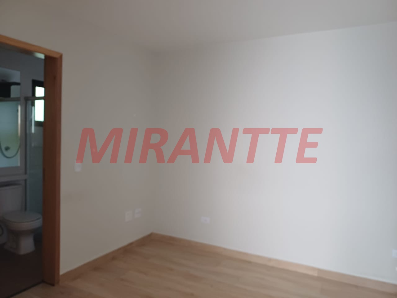 Sobrado de 210m² com 3 quartos em Vila Ester