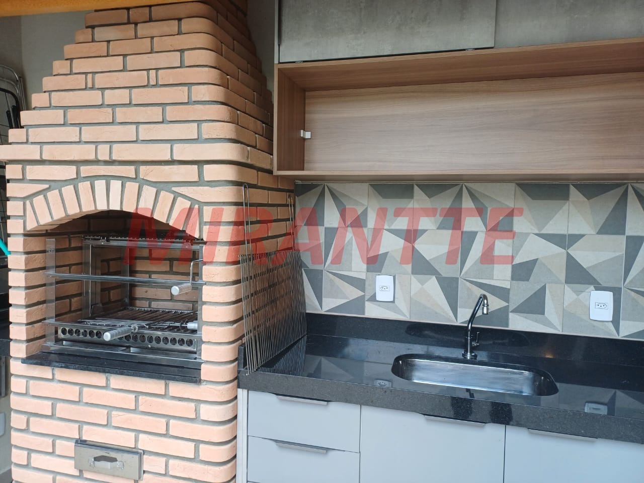 Sobrado de 210m² com 3 quartos em Vila Ester
