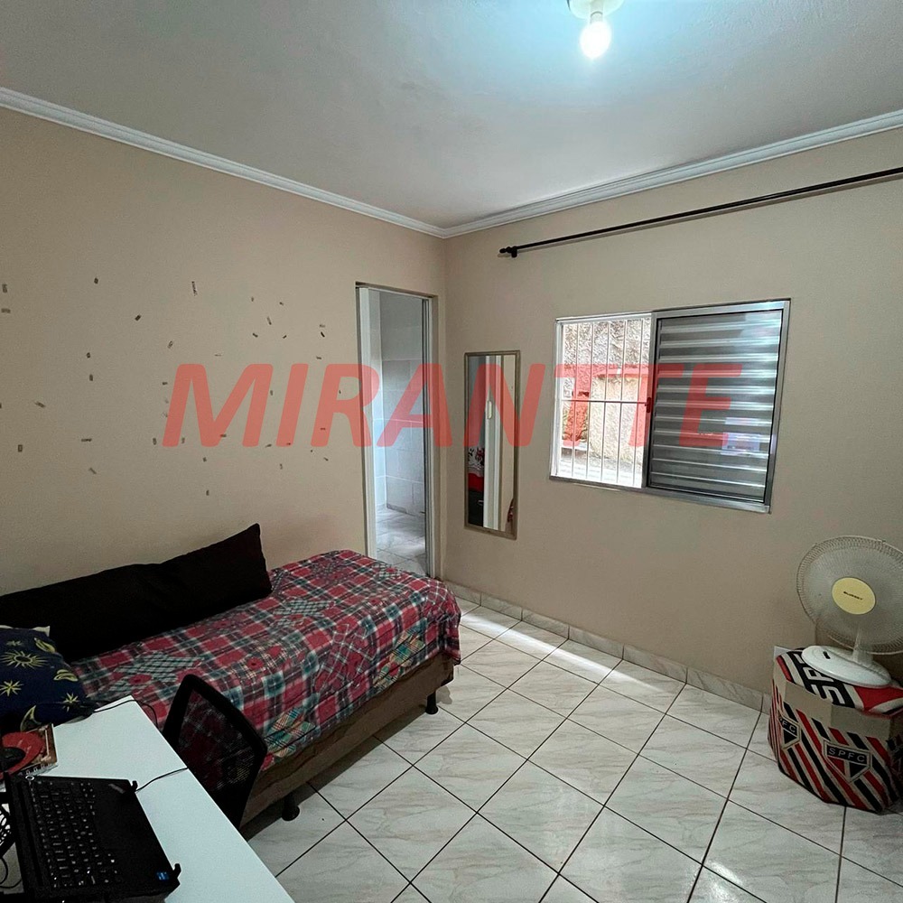 Casa terrea de 116m² com 2 quartos em Vila Santos