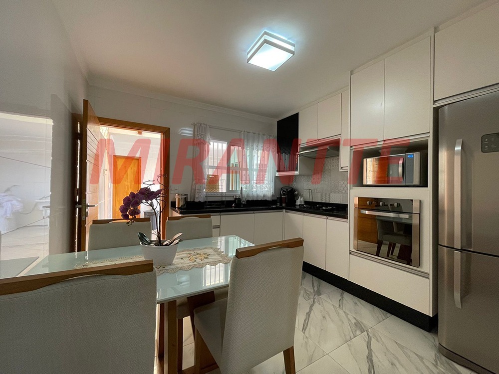 Sobrado de 90m² com 2 quartos em Parada Inglesa