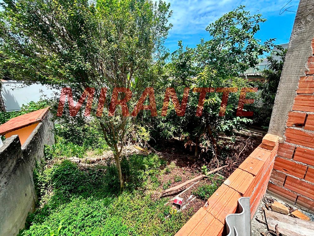 Terreno de 0m² em Imirim
