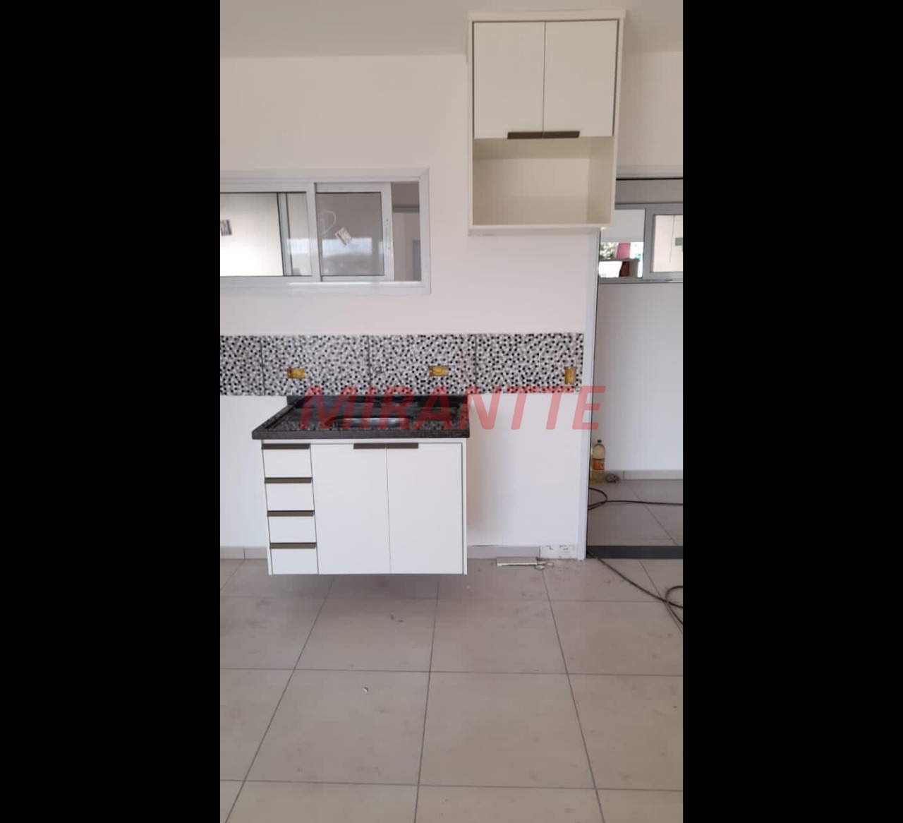 Outros de 1100m² em Limão