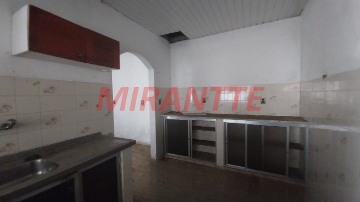 Casa terrea de 260m² com 3 quartos em Santa Terezinha