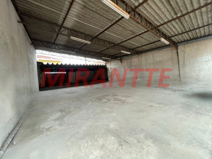 Casa terrea de 260m² com 3 quartos em Santa Terezinha