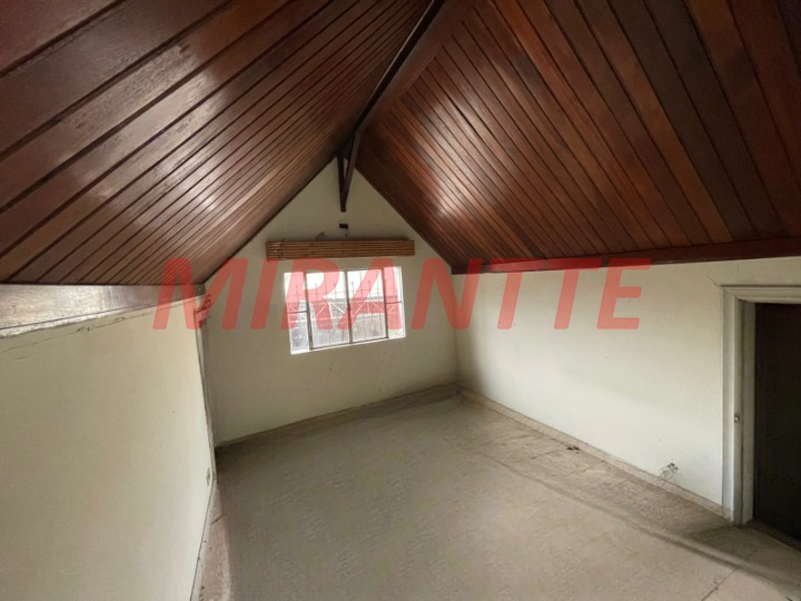 Casa terrea de 260m² com 3 quartos em Santa Terezinha