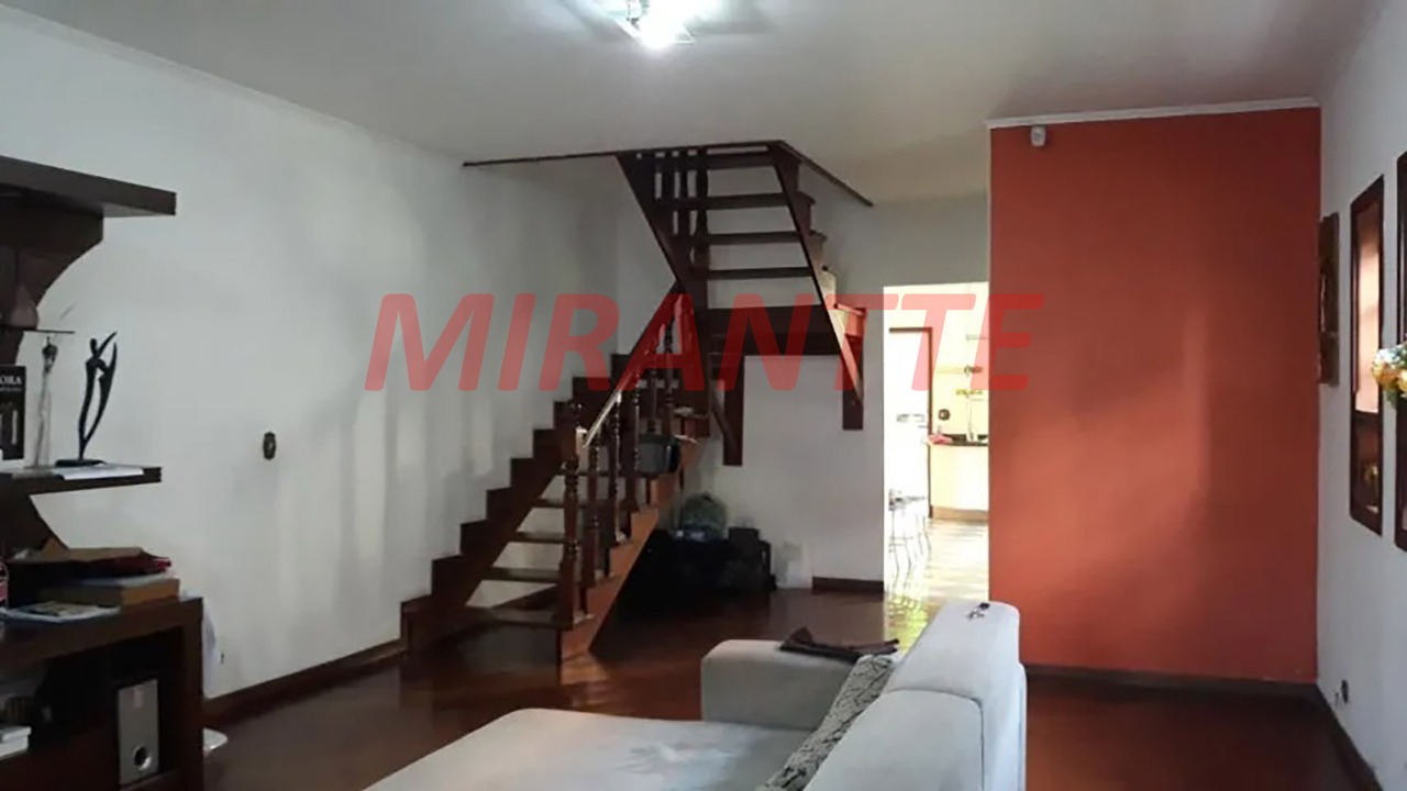 Sobrado de 171m² com 3 quartos em Jardim Modelo