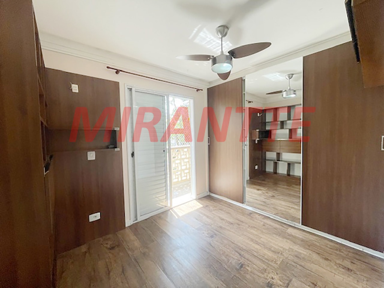 Apartamento de 75m² com 3 quartos em Santana