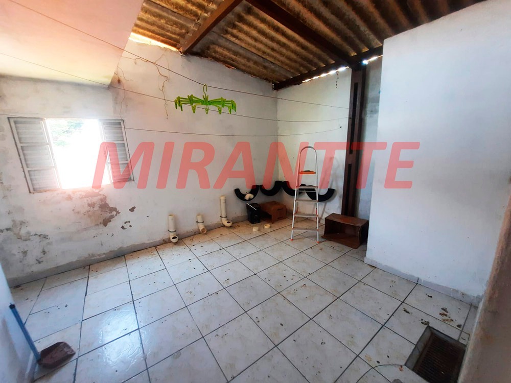 Casa terrea de 250m² com 4 quartos em Vila Mazzei
