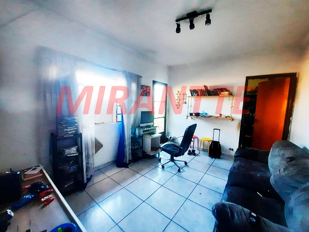 Casa terrea de 250m² com 4 quartos em Vila Mazzei