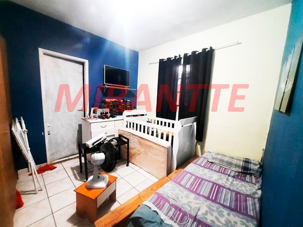 Casa terrea de 250m² com 4 quartos em Vila Mazzei