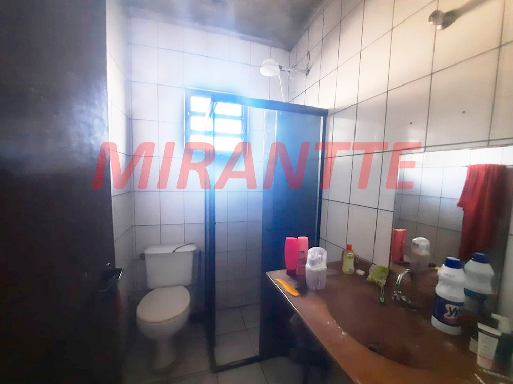 Casa terrea de 250m² com 4 quartos em Vila Mazzei