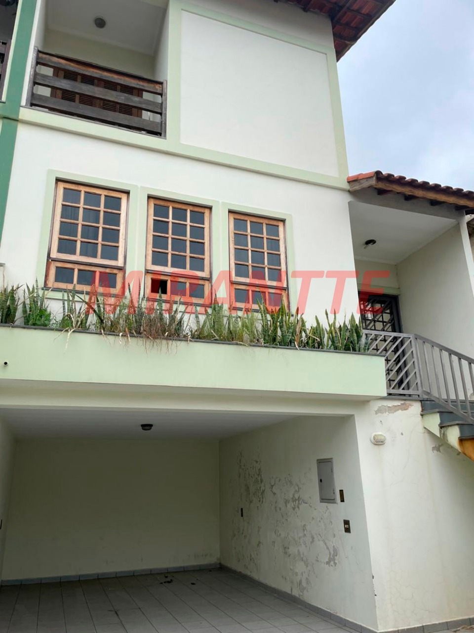 Sobrado de 125m² com 3 quartos em Parque Casa De Pedra