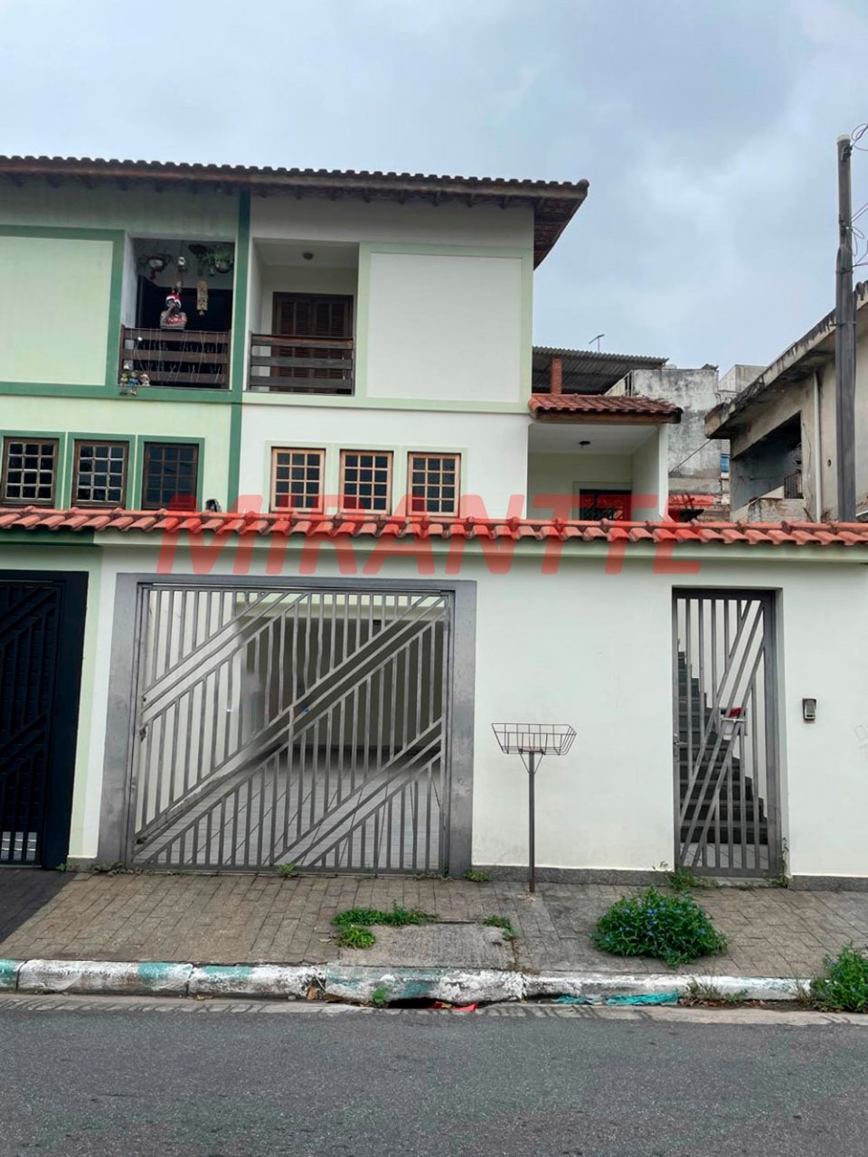 Sobrado de 125m² com 3 quartos em Parque Casa De Pedra