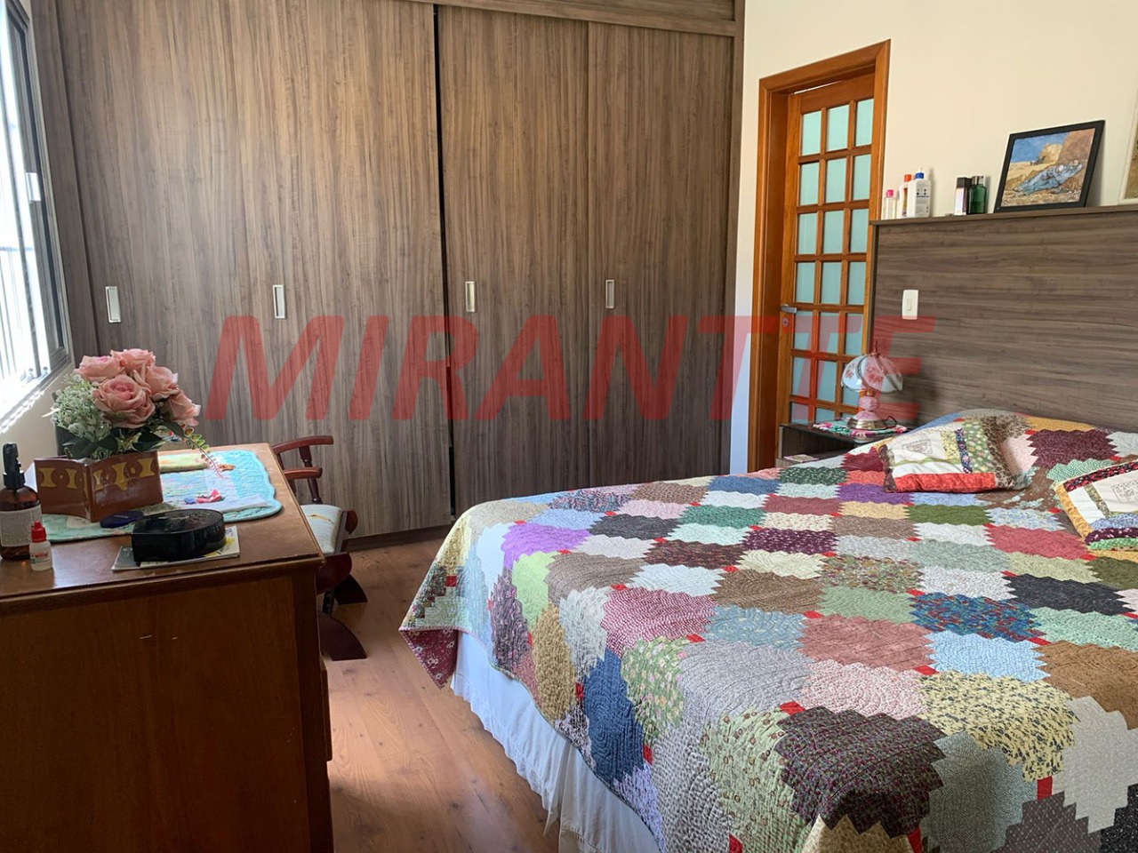 Sobrado de 262m² com 5 quartos em Vila Isolina Mazzei
