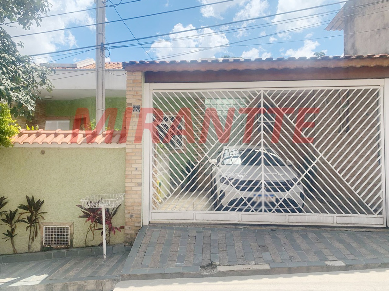 Sobrado de 262m² com 5 quartos em Vila Isolina Mazzei
