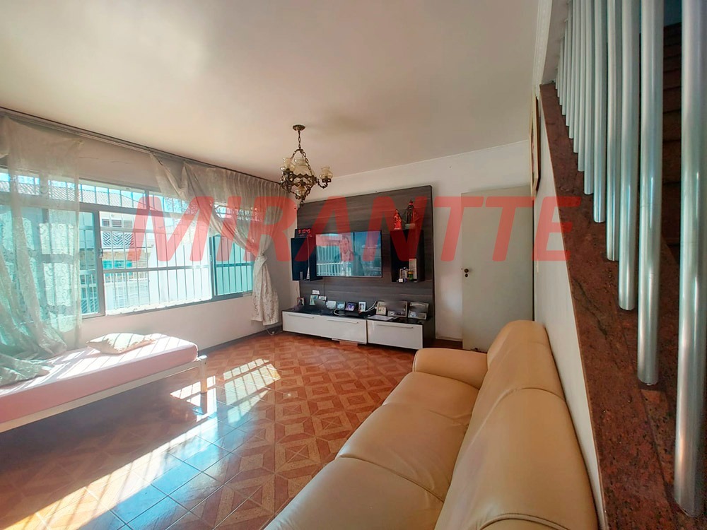 Sobrado de 272m² com 3 quartos em Jardim Primavera (Zona Norte)