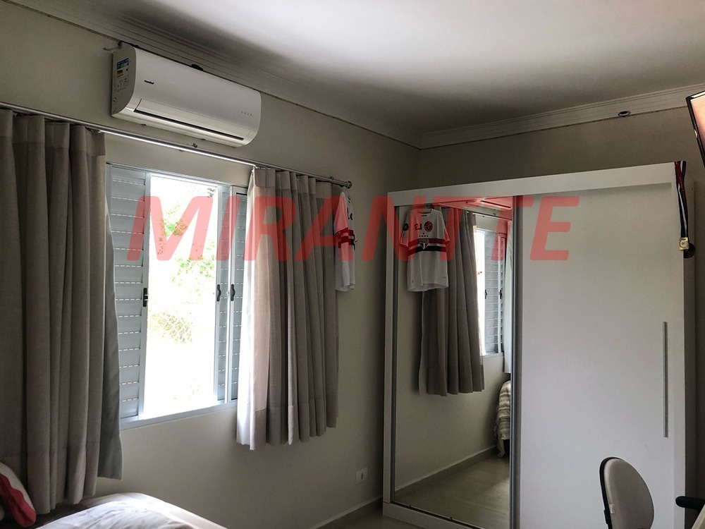 Sobrado de 214m² com 3 quartos em Mandaqui