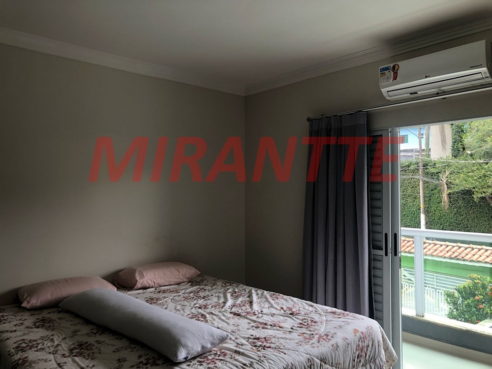 Sobrado de 214m² com 3 quartos em Mandaqui