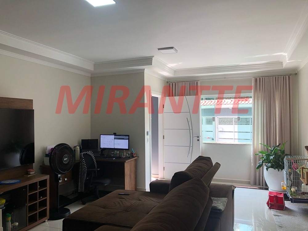 Sobrado de 214m² com 3 quartos em Mandaqui
