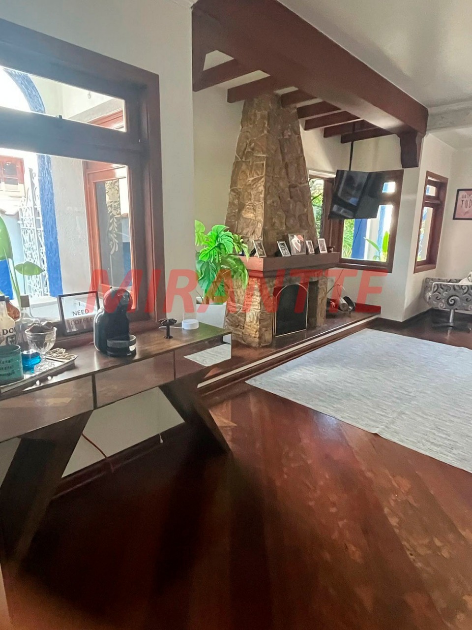 Cond. fechado de 310m² com 3 quartos em Tremembe