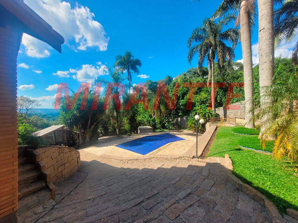 Sobrado de 427.81m² com 4 quartos em Serra da Cantareira