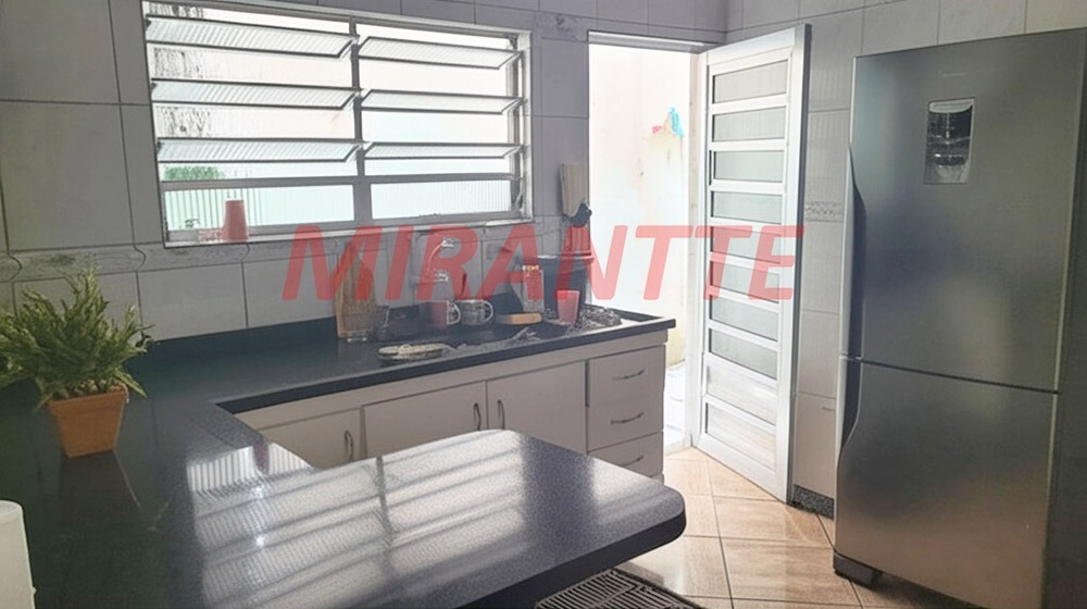 Casa terrea de 180m² com 3 quartos em Tremembe