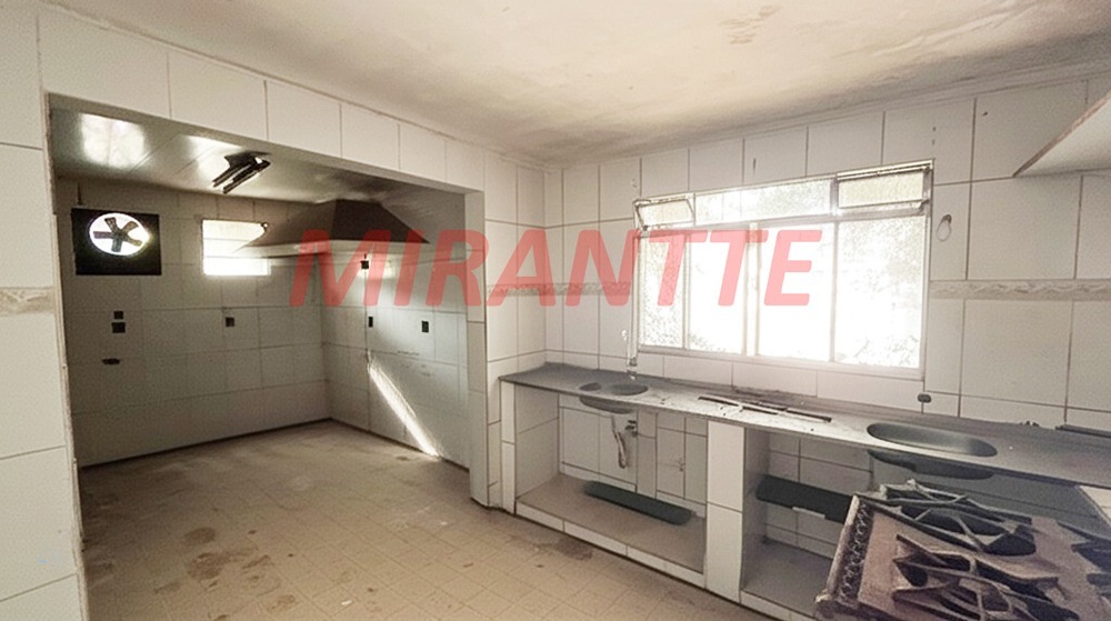 Comercial de 160m² em Tremembe