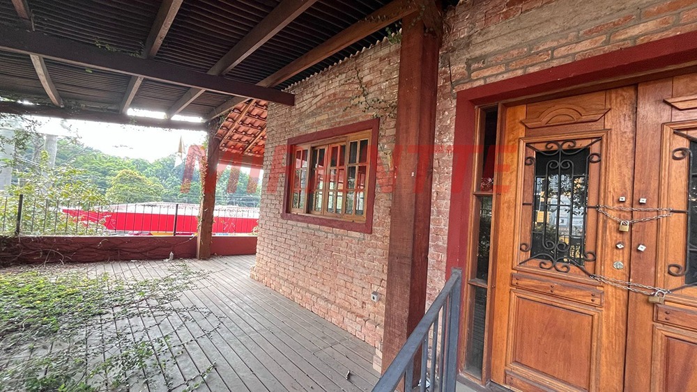 Comercial de 160m² em Tremembe