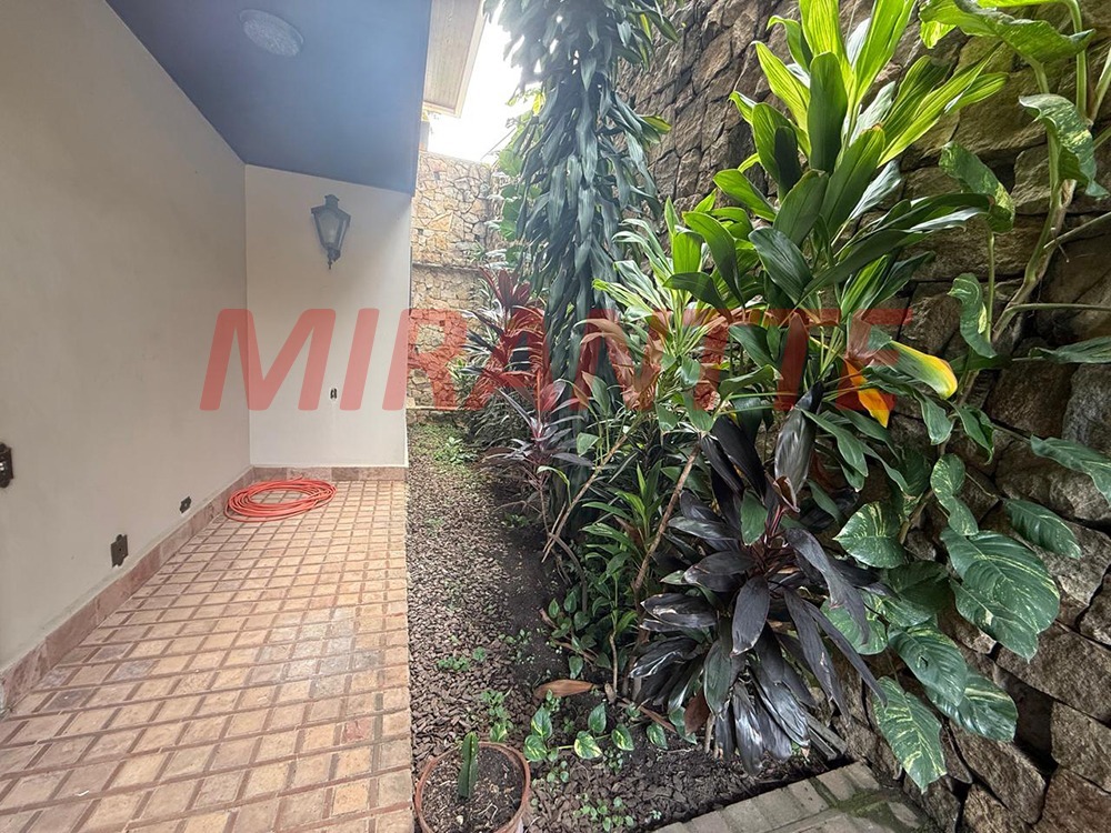 Casa terrea de 648m² com 4 quartos em Jardim São Bento