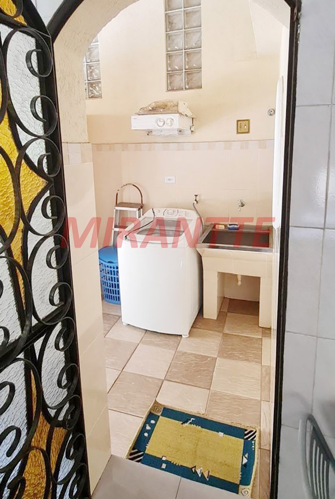 Sobrado de 247m² com 4 quartos em Parada Inglesa