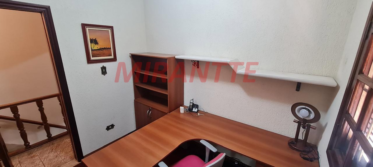 Sobrado de 247m² com 4 quartos em Parada Inglesa