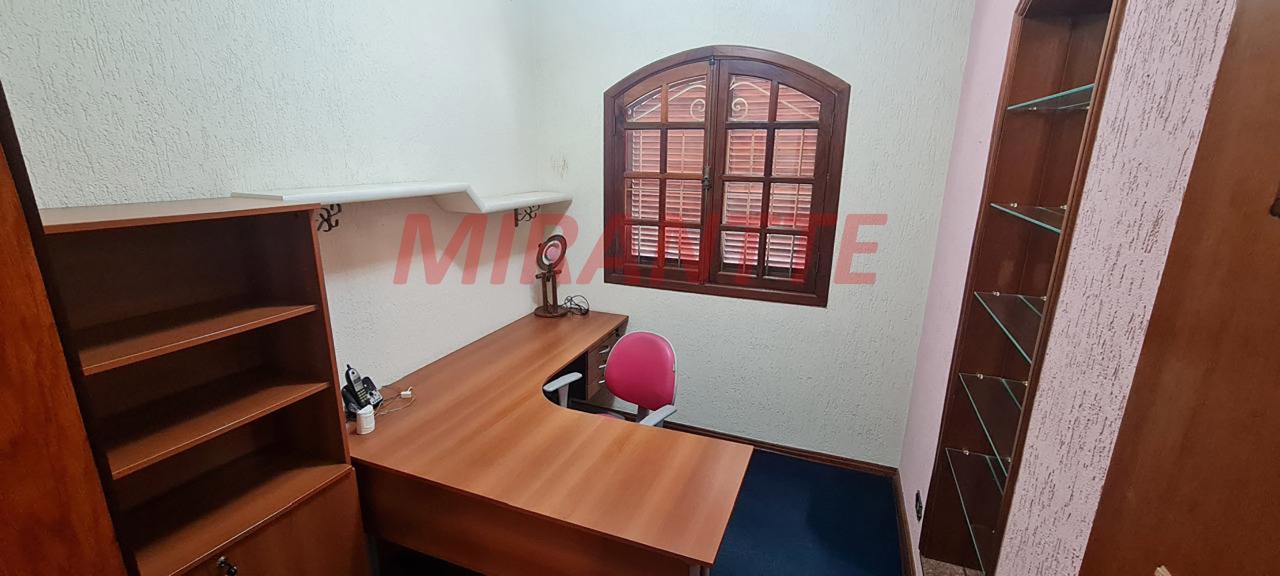 Sobrado de 247m² com 4 quartos em Parada Inglesa