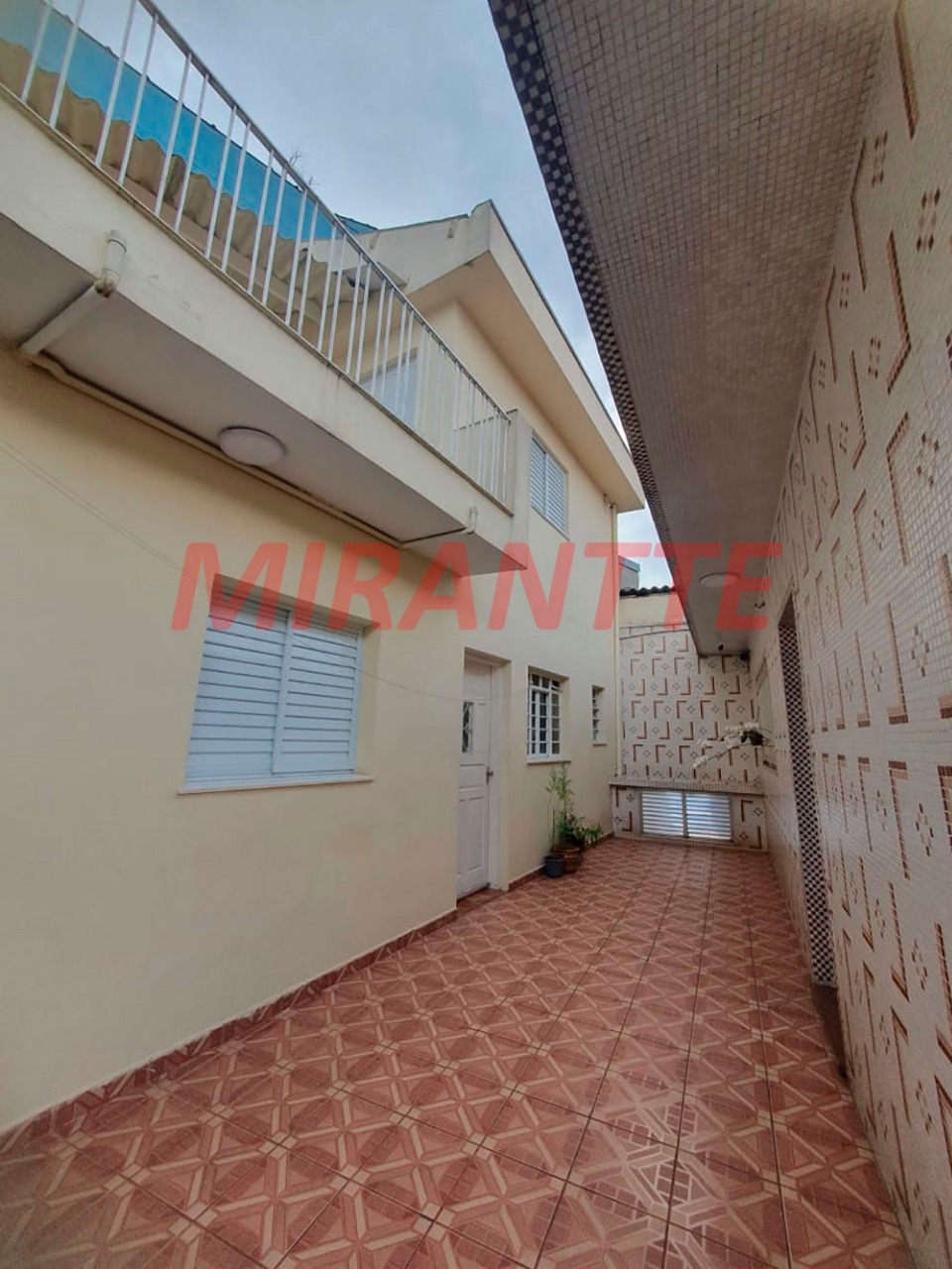Sobrado de 202m² com 3 quartos em Jardim Japão