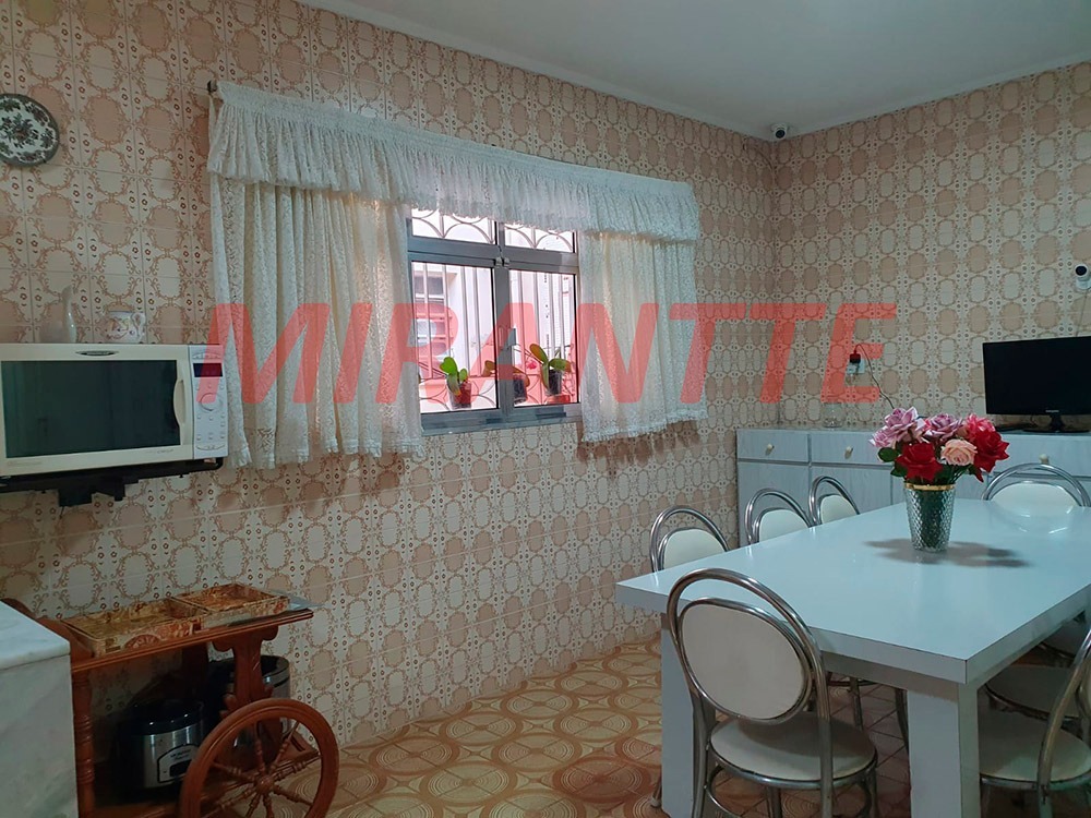 Sobrado de 202m² com 3 quartos em Jardim Japão