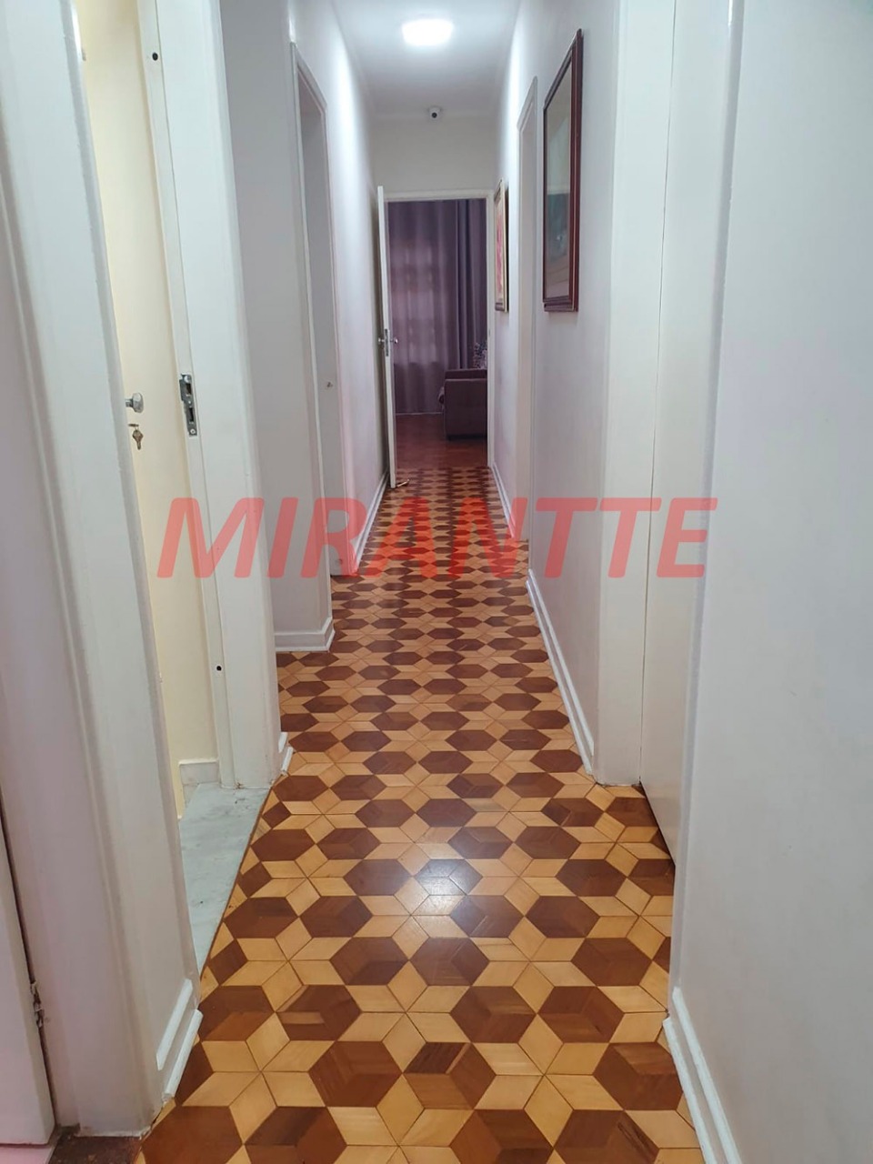 Sobrado de 202m² com 3 quartos em Jardim Japão
