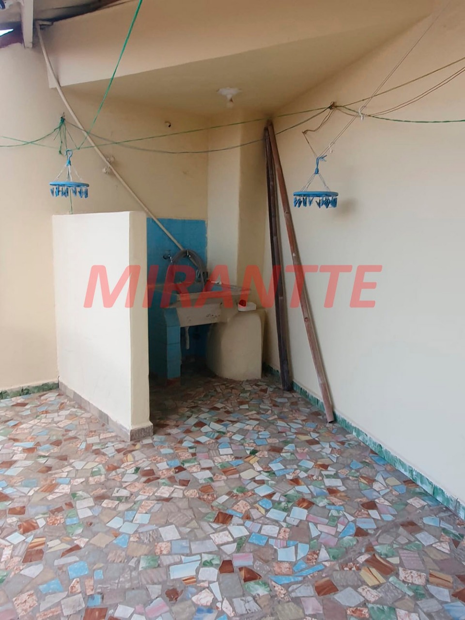 Sobrado de 202m² com 3 quartos em Jardim Japão