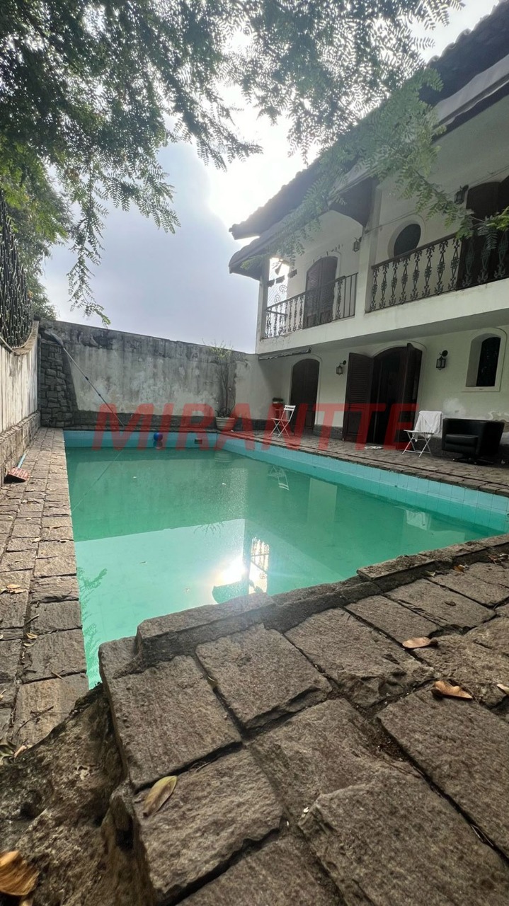 Sobrado de 270m² com 3 quartos em Tucuruvi