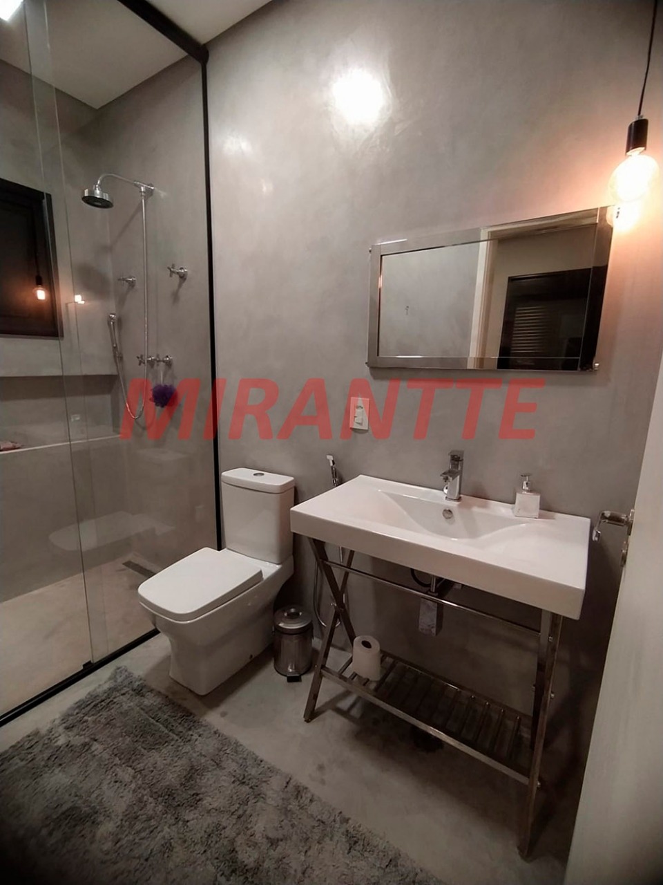 Cond. fechado de 317m² com 3 quartos em Serra da Cantareira