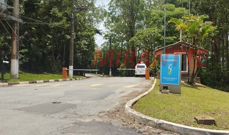 Cond. fechado de 317m² com 3 quartos em Serra da Cantareira
