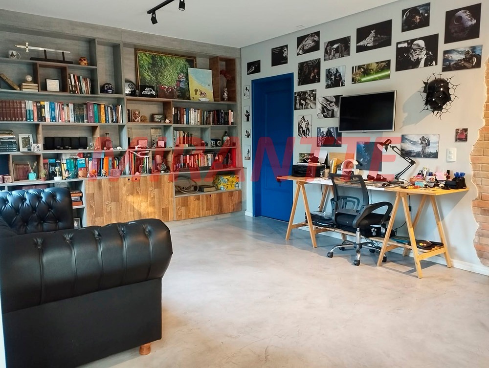 Cond. fechado de 317m² com 3 quartos em Serra da Cantareira